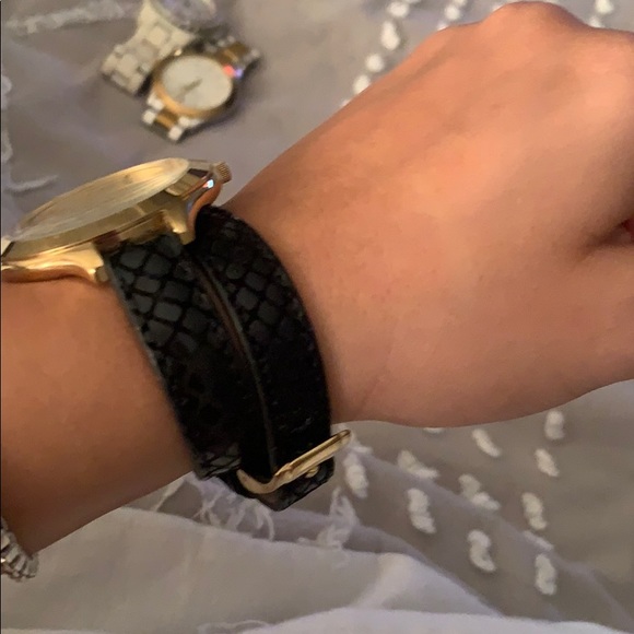 Michael Kors black wrap around wrist watch - Picture 2 of 4